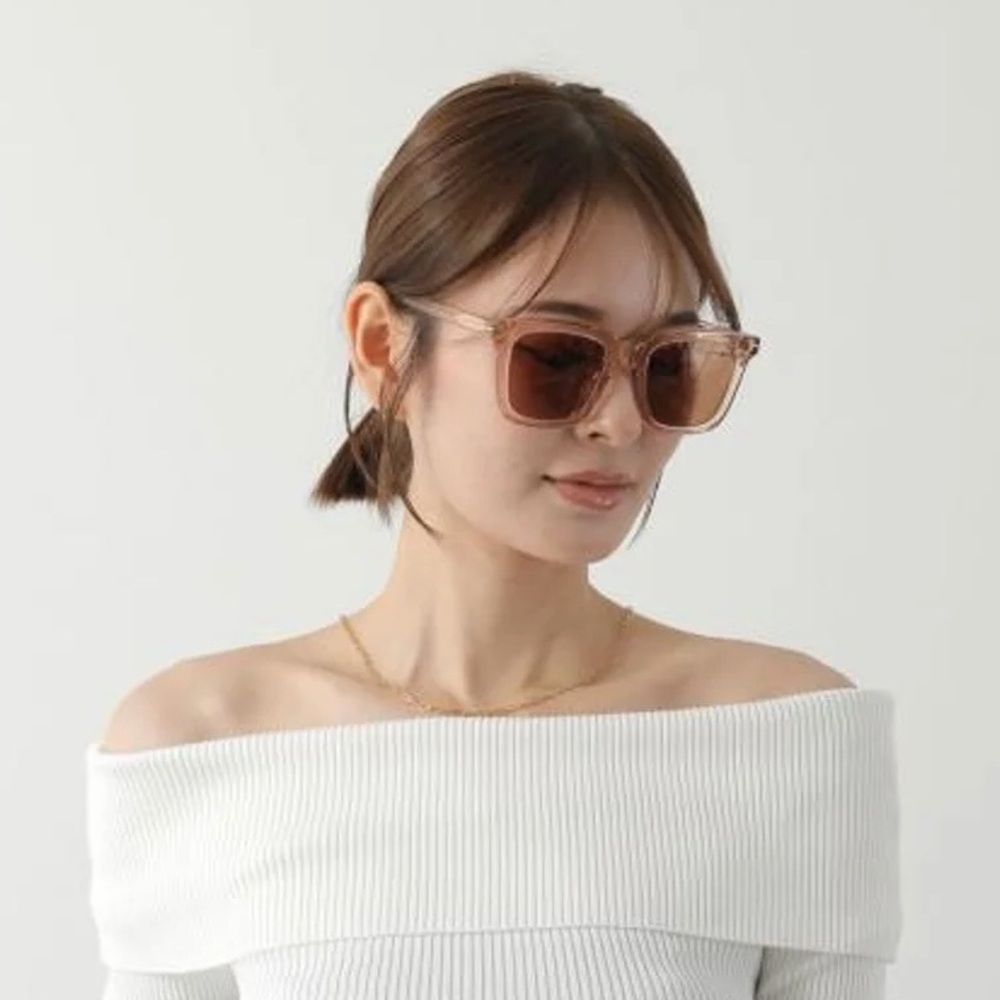 New! Tom Ford Pink Sunglasses FT0970-K 72E, Authentic - Picture 2 of 15